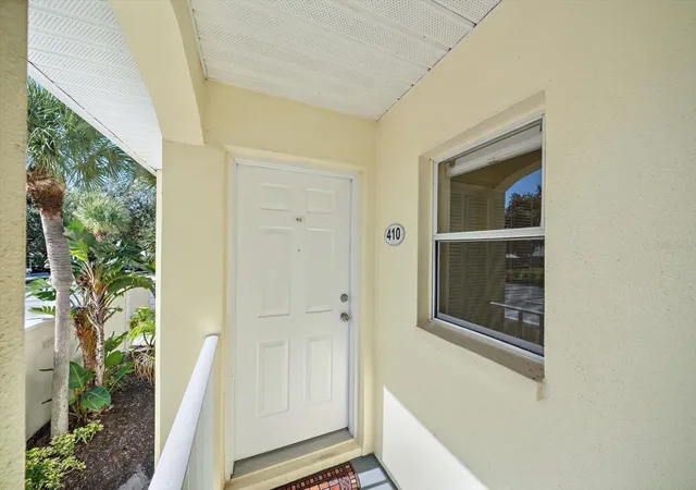Photo 2 of Condo for sale at 439 Cerromar Ln #410, Venice, FL 34293 | MLS# N6146258 | Listing updated on 2026-10-28