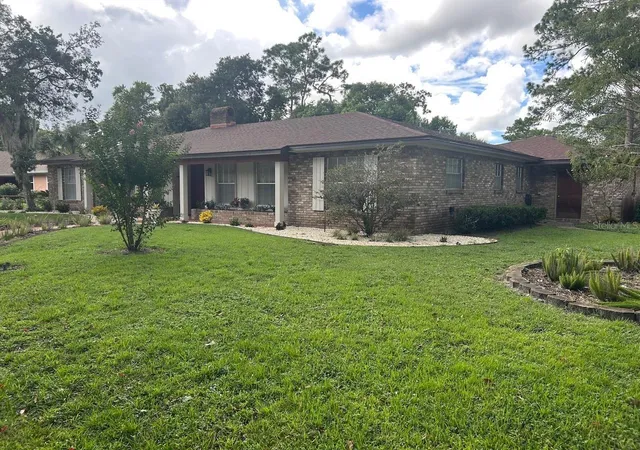 Single family home for sale at 100 Palm Lake Ct, LONGWOOD, FL 32779 | MLS# R4912179