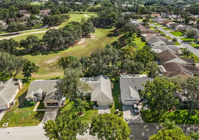 Photo 4 of Single family home for sale at 7368 Sugarbush Dr, Spring Hill, FL 34606 | MLS# W7890424 | Listing updated on 2026-10-19