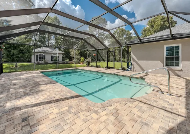 Photo 2 of Single family home for sale at 5100 SW 111th Lane Rd, Ocala, FL 34476 | MLS# OM734245 | Listing updated on 2026-10-21