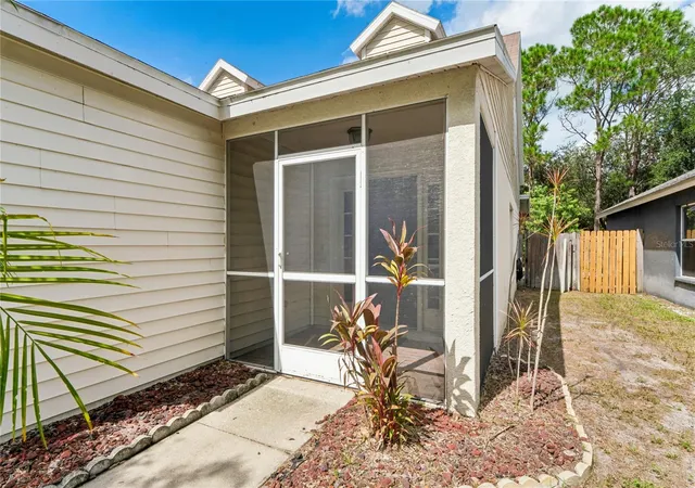 Photo 2 of Single family home for sale at 7451 Oxford Garden Cir, Apollo Beach, FL 33572 | MLS# TB8559281 | Listing updated on 2026-10-23
