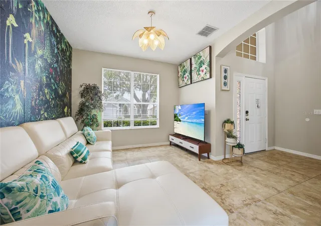 Photo 2 of Single family home for sale at 2658 Emerald Is Blvd, Kissimmee, FL 34747 | MLS# O6450840 | Listing updated on 2026-10-25