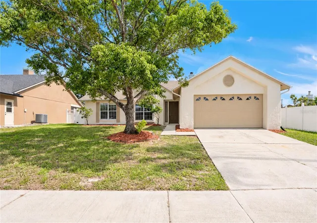 Photo 1 of Single family home for sale at 1056 Condor Pl, Winter Springs, FL 32708 | MLS# O6450851 | Listing updated on 2026-10-21