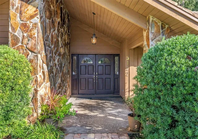 Photo 3 of Single family home for sale at 5122 Kestral Park S, Sarasota, FL 34231 | MLS# A4710039 | Listing updated on 2026-10-20