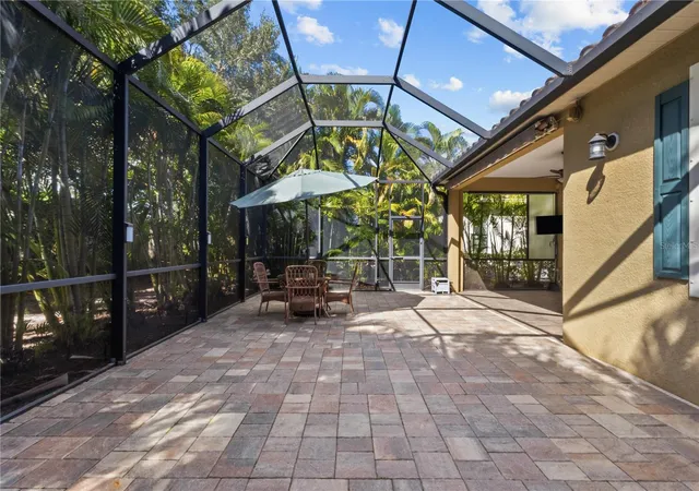 Photo 2 of Single family home for sale at 7138 Westhill Ct, Lakewood Ranch, FL 34202 | MLS# A4710048 | Listing updated on 2026-10-27