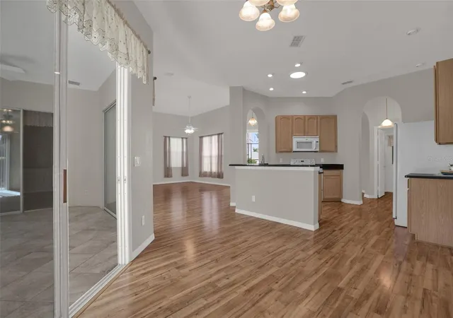 Photo 2 of Single family home for sale at 17648 SE 119th Avenue Rd, Summerfield, FL 34491 | MLS# G5119230 | Listing updated on 2026-10-27