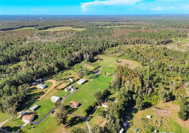 Photo 3 of Manufactured home for sale at 2307 State Rd 33, Clermont, FL 34714 | MLS# G5119231 | Listing updated on 2026-10-20
