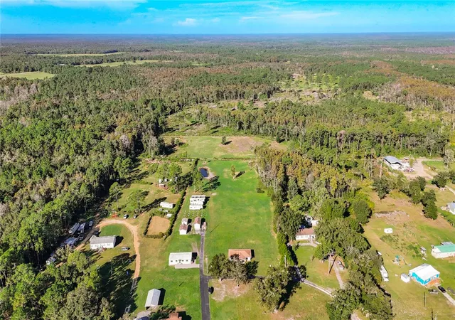 Photo 4 of Manufactured home for sale at 2307 State Rd 33, Clermont, FL 34714 | MLS# G5119231 | Listing updated on 2026-10-20