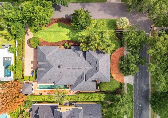 Photo 2 of Single family home for sale at 1600 Legion Dr, Winter Park, FL 32789 | MLS# O6450869 | Listing updated on 2026-10-21