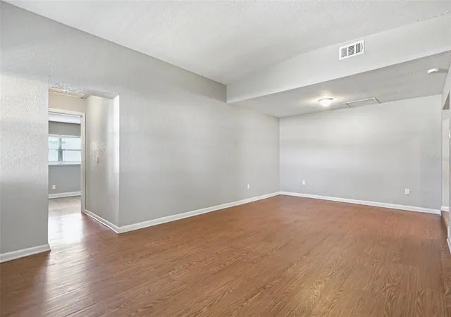 Photo 3 of Single family home for sale at 804 68th Avenue W, Bradenton, FL 34207 | MLS# O6450878 | Listing updated on 2026-10-23