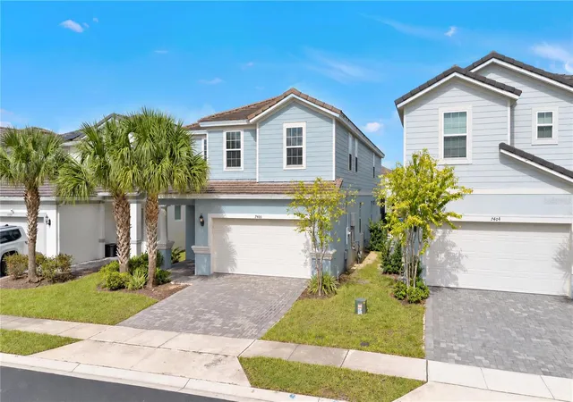Photo 2 of Single family home for sale at 7400 Oakmoss Loop, Davenport, FL 33837 | MLS# O6450882 | Listing updated on 2026-10-23