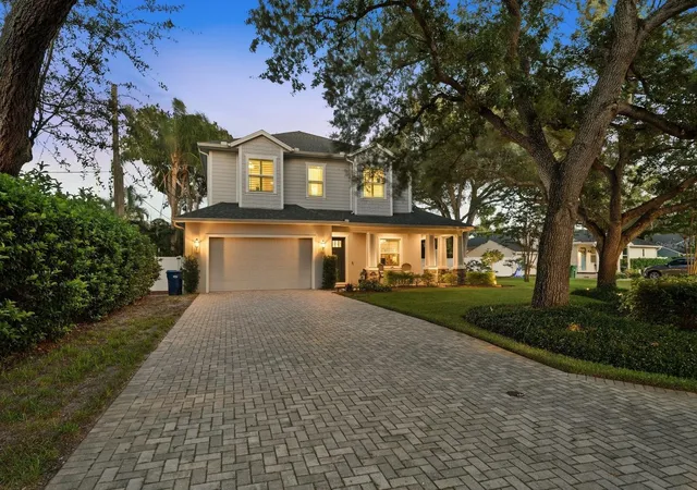 Photo 2 of Single family home for sale at 3608 E Sterling Cir, Tampa, FL 33629 | MLS# TB8559337 | Listing updated on 2026-10-23