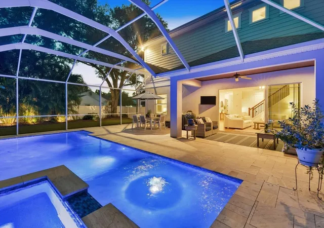 Photo 3 of Single family home for sale at 3608 E Sterling Cir, Tampa, FL 33629 | MLS# TB8559337 | Listing updated on 2026-10-23