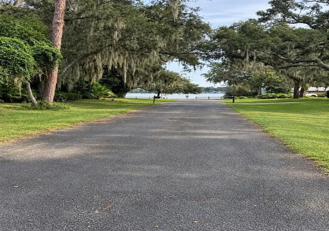 Photo 1 of Single family home for sale at 804 Lake Dr, Deland, FL 32724 | MLS# O6450887 | Listing updated on 2026-10-20