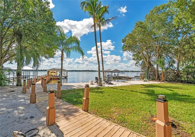 Photo 2 of Sale Pending at 6922 Seminole Dr, Belle Isle, FL 32812 | MLS# O6450912 | Listing updated on 2026-10-28