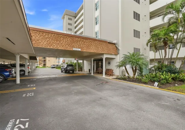 Photo 2 of Condo for sale at 5108 Brittany Dr S #1006, Saint Petersburg, FL 33715 | MLS# TB8559368 | Listing updated on 2026-10-20