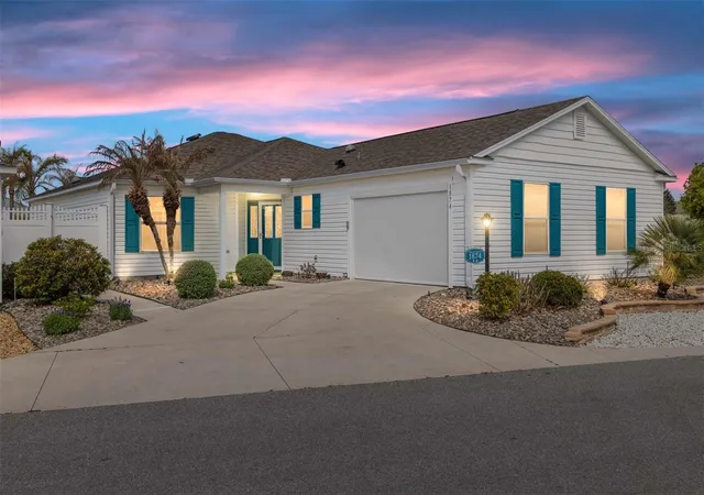 Single family home for sale at 1874 Mount Pleasant Ter, THE VILLAGES, FL 32162 | MLS# G5119240