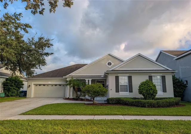 Photo 1 of Single family home for sale at 14038 Eden Isle Blvd, Windermere, FL 34786 | MLS# O6450925 | Listing updated on 2026-10-20