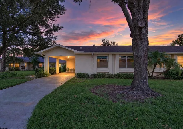 Condo for sale at 2017 Hullhouse Dr #351, SUN CITY CENTER, FL 33573 | MLS# TB8559381
