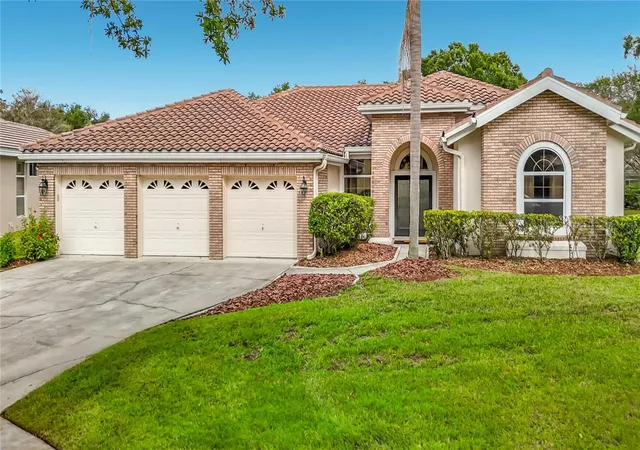 Photo 4 of Single family home for sale at 8704 Broadgreen Ct, Tampa, FL 33647 | MLS# A4710082 | Listing updated on 2026-10-21