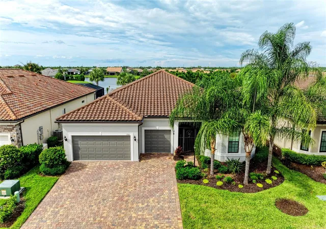 Photo 1 of Single family home for sale at 17815 Littleton Pl, Bradenton, FL 34202 | MLS# A4710087 | Listing updated on 2026-10-21
