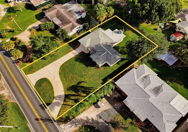 Photo 1 of Single family home for sale at 1375 John Anderson Dr, Ormond Beach, FL 32176 | MLS# V4951886 | Listing updated on 2026-10-21