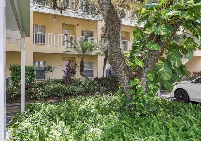 Listing Photo 4 - Condo for sale in building located at 19345 Water Oak Dr, Port Charlotte, FL 33948 - Unit #106