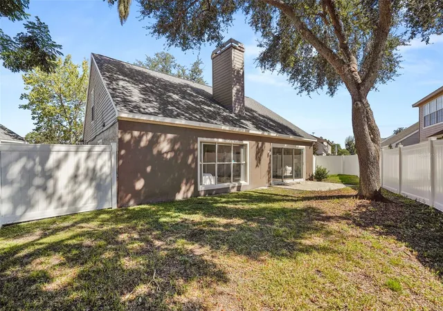 Photo 3 of Single family home for sale at 917 Beresford Way, Lake Mary, FL 32746 | MLS# O6450947 | Listing updated on 2026-10-27