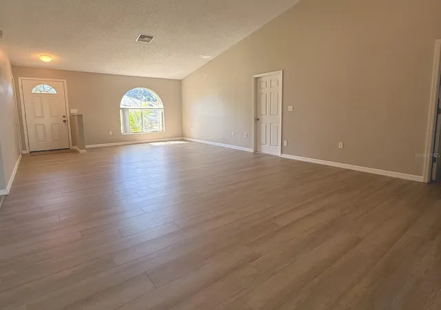 Photo 2 of Single family home for sale at 1451 Kingston Way, Kissimmee, FL 34744 | MLS# O6450951 | Listing updated on 2026-10-23