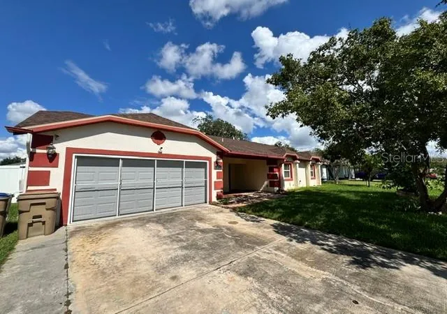 Photo 3 of Single family home for sale at 145 Alameda Dr, Kissimmee, FL 34743 | MLS# S5159813 | Listing updated on 2026-10-20