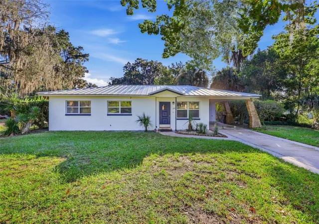 Photo 1 of Single family home for sale at 105 SE 70th Street, Gainesville, FL 32641 | MLS# GC544270 | Listing updated on 2026-10-24