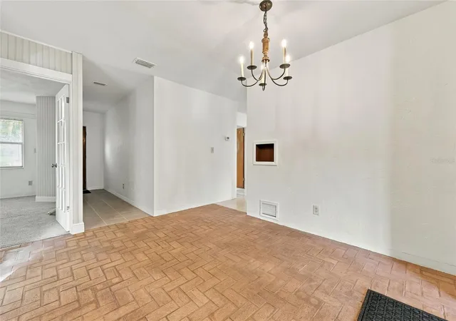 Photo 4 of Single family home for sale at 105 SE 70th Street, Gainesville, FL 32641 | MLS# GC544270 | Listing updated on 2026-10-24
