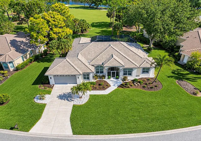 Single family home for sale at 2125 Muskogee Trl, NOKOMIS, FL 34275 | MLS# A4710105