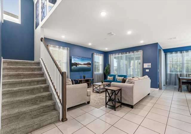 Photo 3 of Single family home for sale at 2009 Tropical Palms Cir, Kissimmee, FL 34747 | MLS# O6450986 | Listing updated on 2026-10-28