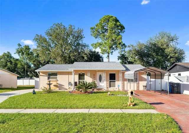 Single family home for sale at 8513 Woodlake Dr, TAMPA, FL 33615 | MLS# TB8559456