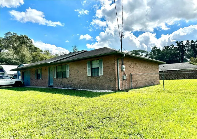 Photo 1 of Single family home for sale at 26719 NW 3rd Place, Newberry, FL 32669 | MLS# OM734282 | Listing updated on 2026-10-20