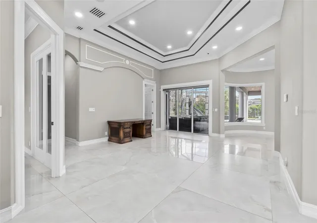 Photo 4 of Single family home for sale at 4205 Clarice Ct, Windermere, FL 34786 | MLS# O6450995 | Listing updated on 2026-10-20