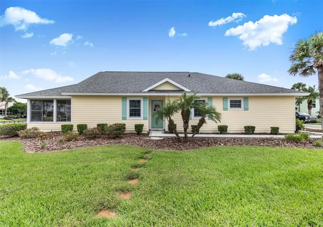 Photo 2 of Single family home for sale at 50 Medford Dr, Palm Coast, FL 32137 | MLS# FC322224 | Listing updated on 2026-10-22