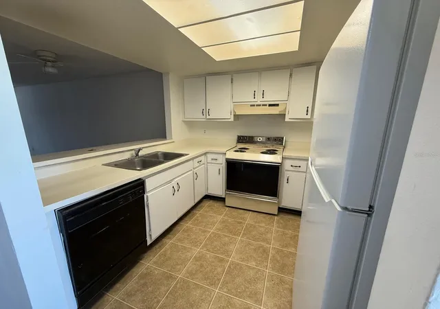 Photo 4 of Condo for sale at 2937 Regency Dr #R937, Melbourne, FL 32935 | MLS# O6451015 | Listing updated on 2026-10-27