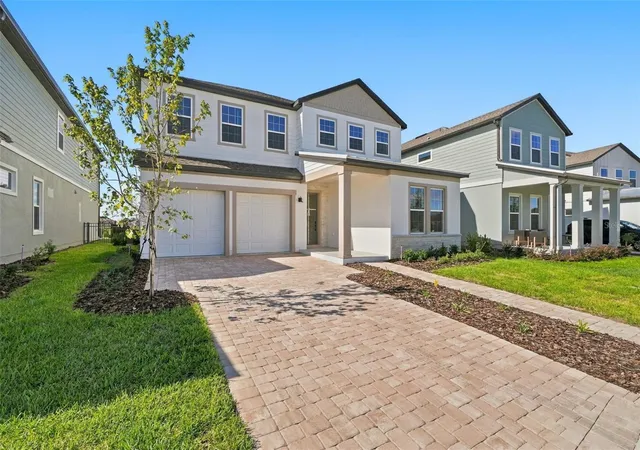 Photo 3 of Single family home for sale at 5650 Nectarine Dr, Windermere, FL 34786 | MLS# O6451019 | Listing updated on 2026-10-22