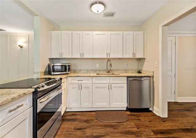 Photo 4 of Single family home for sale at 14902 Pinecrest Rd, Tampa, FL 33613 | MLS# TB8559499 | Listing updated on 2026-10-23