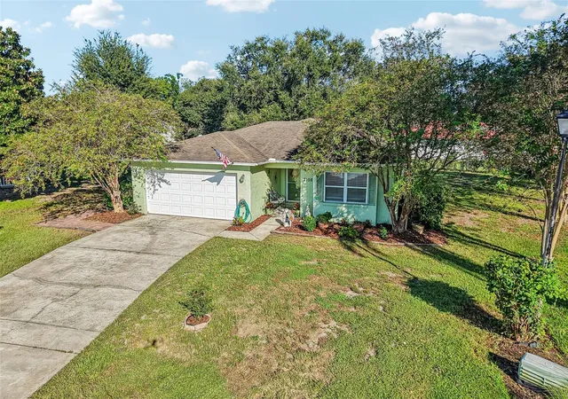 Photo 2 of Single family home for sale at 2108 Glen Hts Pl, Lakeland, FL 33813 | MLS# L4965887 | Listing updated on 2026-10-20
