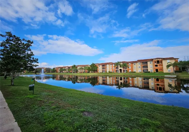 Condo for sale at 5512 Metrowest Blvd #12-109, ORLANDO, FL 32811 | MLS# O6451037