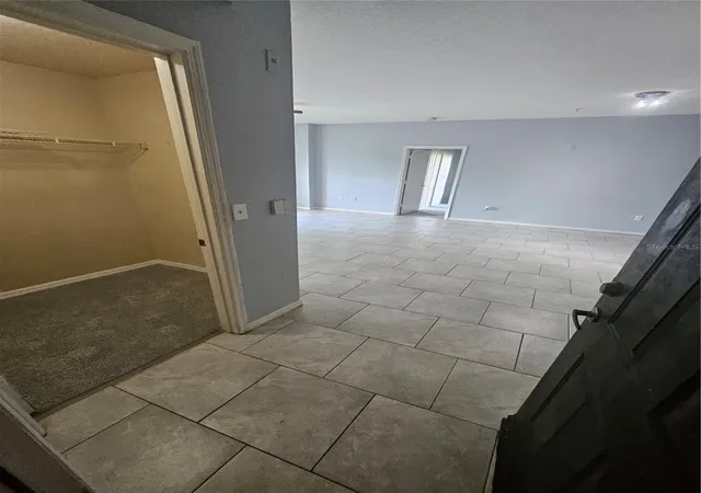 Photo 3 of Condo for sale at 5512 Metrowest Blvd #12-109, Orlando, FL 32811 | MLS# O6451037 | Listing updated on 2026-10-20