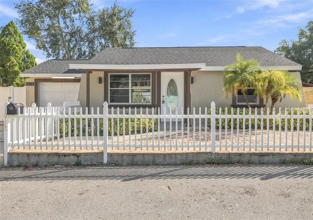 Single family home for sale at 10118 Briarwick Ct, TAMPA, FL 33615 | MLS# TB8559514