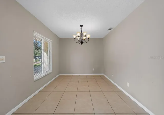 Photo 3 of Single family home for sale at 518 Wynnwood Dr, Brandon, FL 33511 | MLS# TB8559517 | Listing updated on 2026-10-21