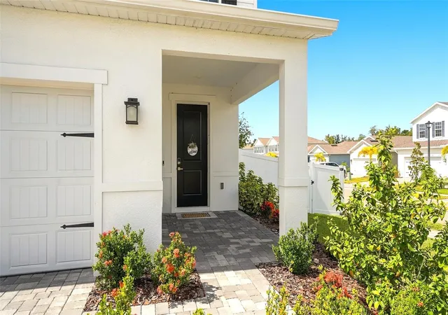 Photo 3 of Single family home for sale at 4502 Spire Run, Bradenton, FL 34211 | MLS# A4710132 | Listing updated on 2026-10-21