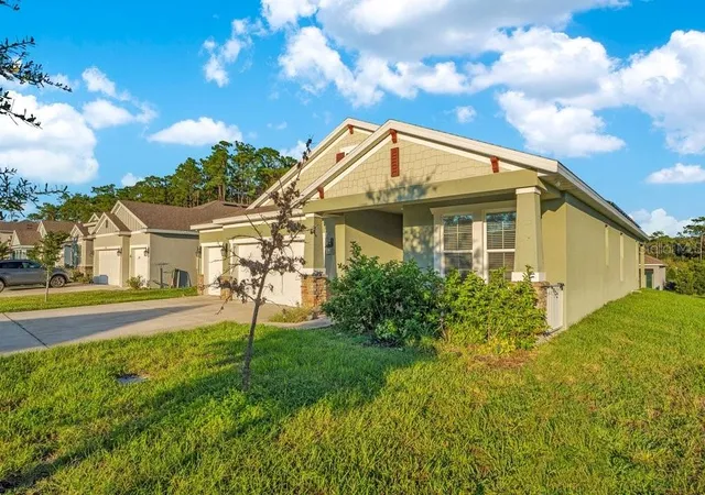 Photo 1 of Single family home for sale at 560 Shaelyn Pl, Deland, FL 32724 | MLS# V4951893 | Listing updated on 2026-10-20