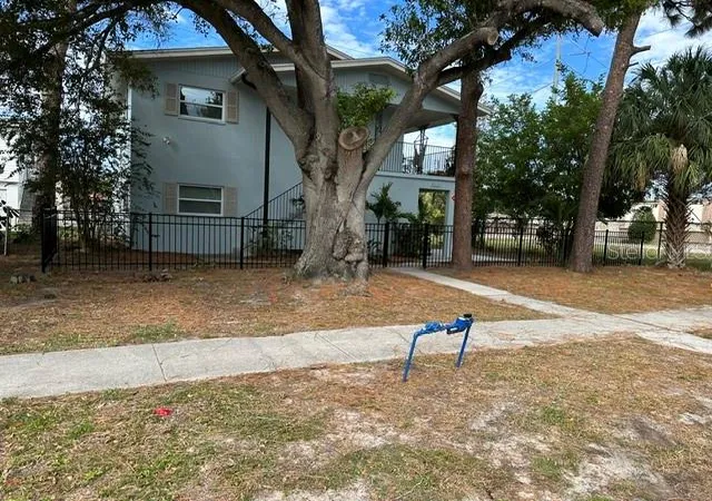 Photo 2 of House for sale at 5111 1st Avenue S, St Petersburg, FL 33707 | MLS# TB8559521 | Listing updated on 2026-10-20