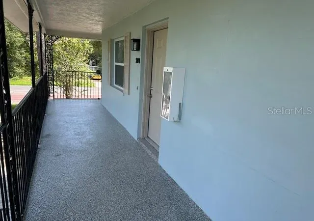 Photo 4 of House for sale at 5111 1st Avenue S, St Petersburg, FL 33707 | MLS# TB8559521 | Listing updated on 2026-10-20